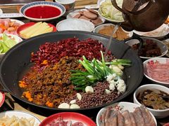 -沸炉重庆老火锅(军事博物馆店)