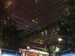 -日月光中心广场