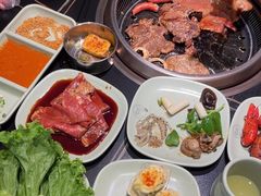 -梨花自助烤肉(西三旗万象汇黑金店)