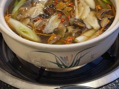 -阿鹏故事野生菌火锅(双廊古镇店)