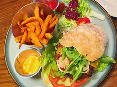 汉堡嘉年华-bluefrog蓝蛙(水游城店)