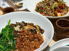 油泼菌子米线-一坐一忘云南菜(卓悦中心)