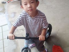 -八爪矩阵极限运动馆·儿童平衡车·感统训练(南海子公园校区)