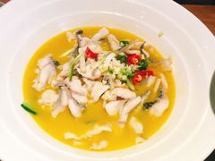 QQ酸汤鱼-蜜桃餐厅·江浙融合菜(荟聚购物中心店)