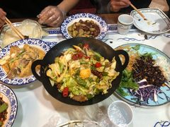 腊八蒜肥肠-京氣春饼(机场店)