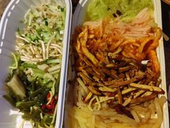 -贵府酸汤牛肉火锅·贵州老字号(飞山街店)