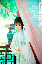 -九月鹰飞汉服摄影工作室