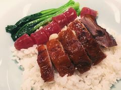 -新大咀港式茶餐厅(宝山万达店)