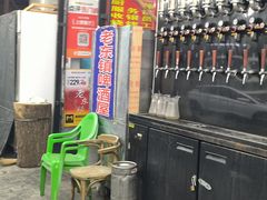 -老东镇啤酒屋海鲜加工·蒸汽海鲜·海鲜烧烤(台东店)