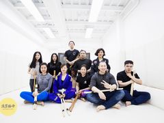 -菠萝格斗巴西柔术训练馆