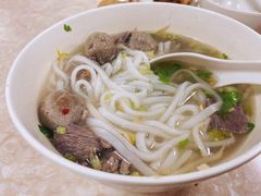 大份牛肉丸子粿条-华威达牛庄(黄埔大道西店)