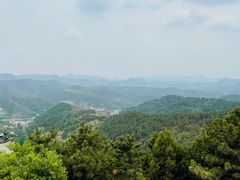 -磬锤峰森林公园