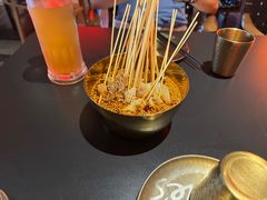 -何师烧烤·香辣蟹·川菜·30年老品牌(太古里旗舰店)
