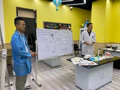-神奇科学家STEAM科学实验科创赛事机器人编程逻辑思维MadScience(长宁来福士校区)