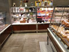 面包甜点陈列柜-巴黎贝甜(印象城店)