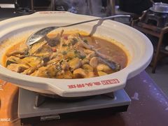 -魏铭鱼头捞饭(晋阳路店)