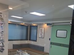 -半岛宠物医院24小时·内窥镜·牙科·碎石中心(府城大道店)