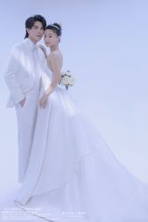 -挪娅婚纱摄影皇家会所