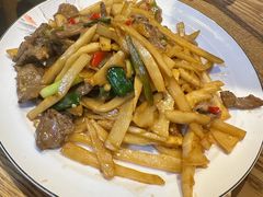 -牛八宝桂林米粉(八里庄店)