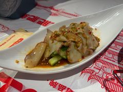 -肥肥虾庄·金牌油焖大虾(汉街SKP店)