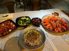 -巴厘龙虾·榜首油焖大虾(音乐学院·沿江酒馆店)