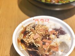 -蓉李记成都名小吃(武汉菱角湖万达店)