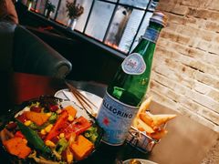 田园色拉佐凯撒酱-C&R西班牙餐厅