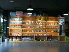 -佳百利宠物(荣乐中路115弄小区店)