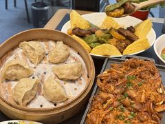-红东阁东北菜烤肉酒馆(CROSS万象汇店)