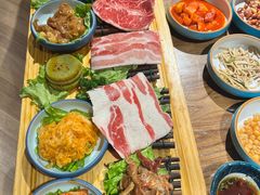 -明洞阿姨·韩式酱蟹烤肉·创意料理(三元桥店)