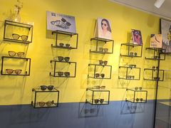 -瑞司视光眼镜·蔡司战略合作眼镜店(新街口店)