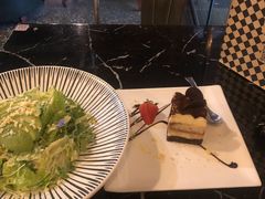 牛油果沙拉-Let's Taipei 非常烘焙(太古里店)