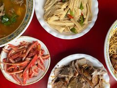 -金杨拉面王小吃面馆·牛三宝面·红烧牛肉粉