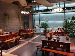 大堂-莽子老火锅(大坪店)