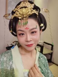 -盘子女人坊生日照·摄影馆(华强店)