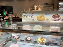 面包甜点陈列柜-哈根达斯(虹口店)