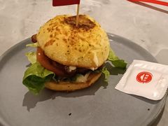 -必胜客(仲盛商城王安宇主题店)