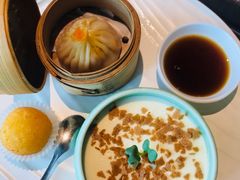 蟹肉鲜肉小笼-蟹榭·本帮江浙菜·蟹宴(五角场合生汇商场店)