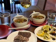 -肆海小川菜酒馆Wine Bistro (青年路店)