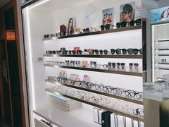 -视野联行眼镜·蔡司·尼康战略合作店(城西银泰店)