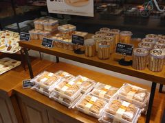 面包甜点陈列柜-麦的多生日蛋糕(龙湖三千店)