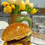 在青岛吃到可可爱爱的一家！！🍔🍔🧇🧇