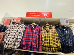 -优衣库(上海金桥国际商业广场店)