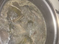 -喃喃椰·糟粕醋·椰子鸡火锅(七堡花园店)