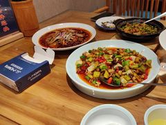 -严记小天府酸菜鱼(西四路店)