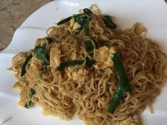 -喝丢一只鞋辣炒海鲜小烧烤(三八广场店)