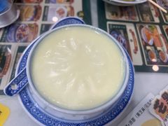 -广信牛奶甜品世家(台东店)