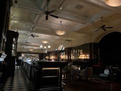 -LONG BAR 廊吧(外滩华尔道夫酒店)