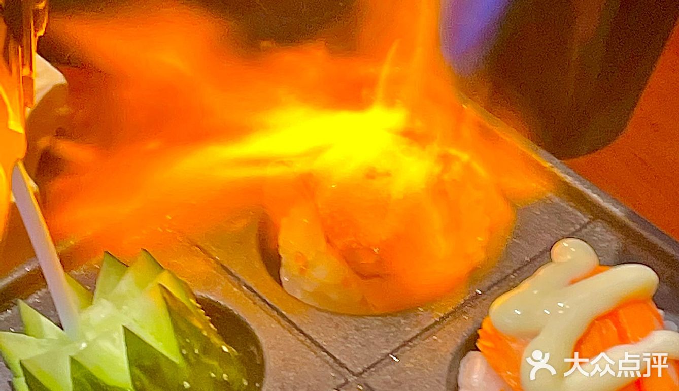 武汉排名第1⃣️日料店‼️一口封神街边居酒屋