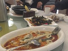 -泉龙渔村·粤式早茶·金牌烧鹅(中山三乡店)